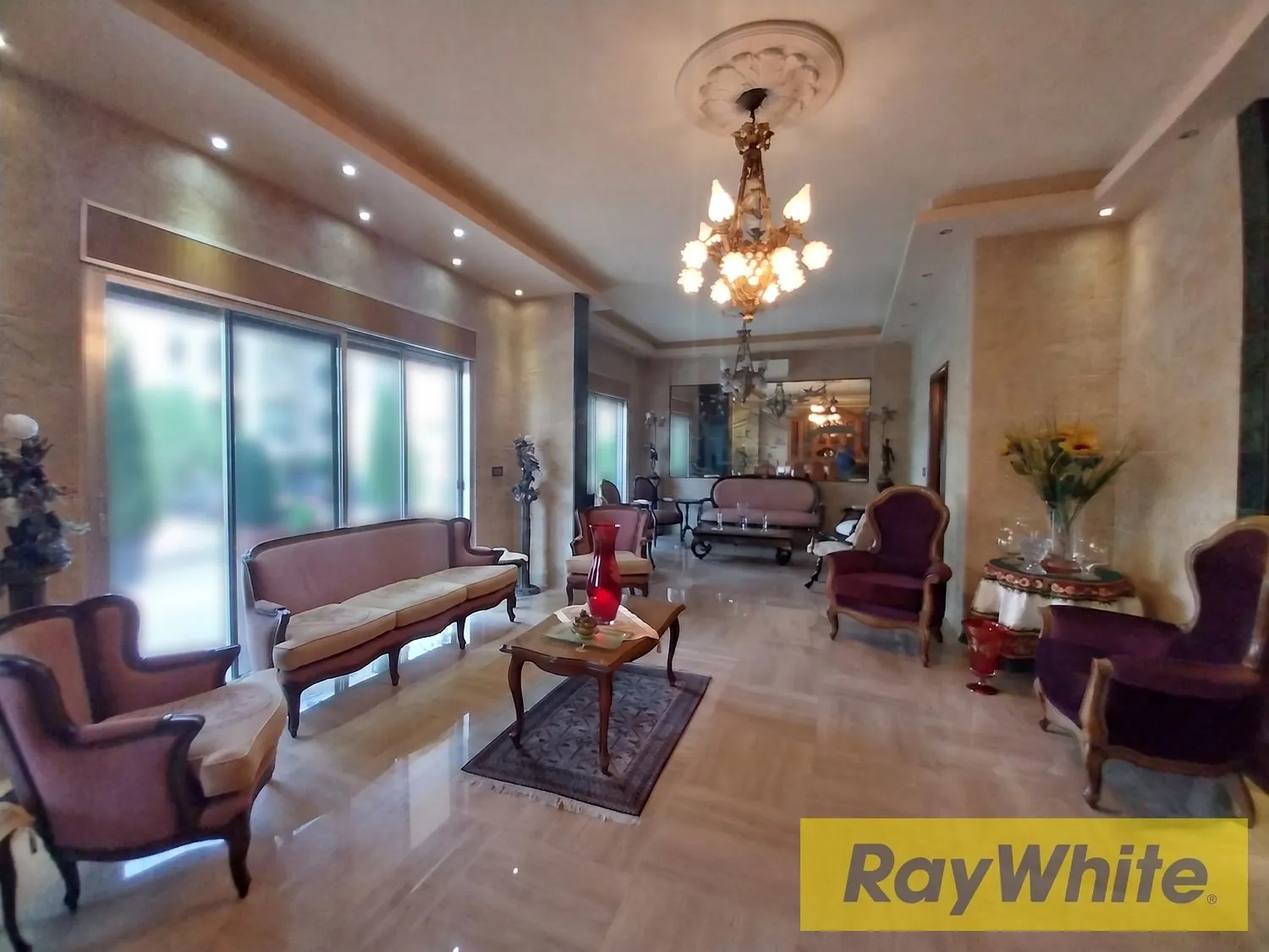 Villa For Sale In Naccache – Prime Location — الصورة 2