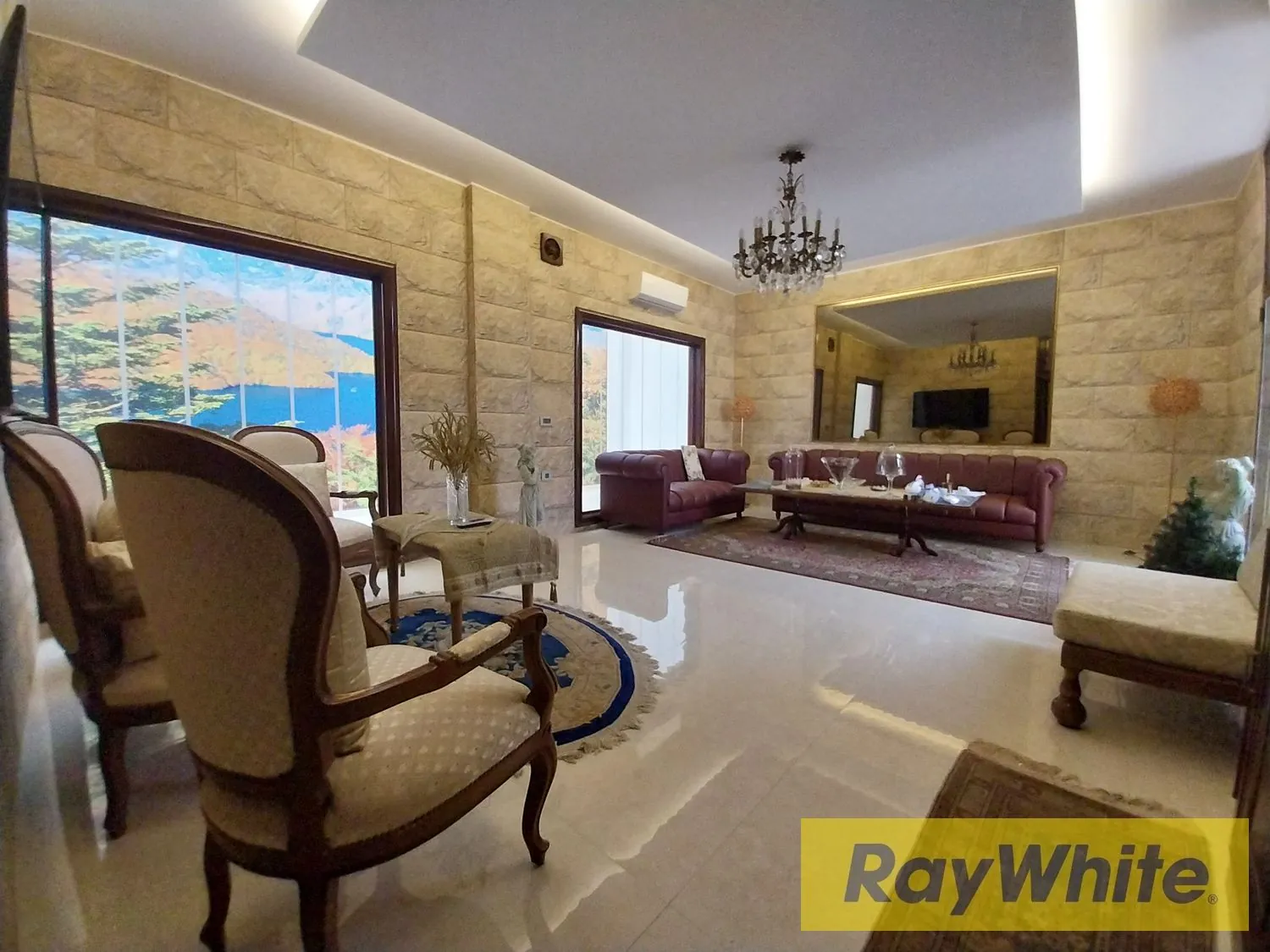 Villa For Sale In Naccache – Prime Location — الصورة 4