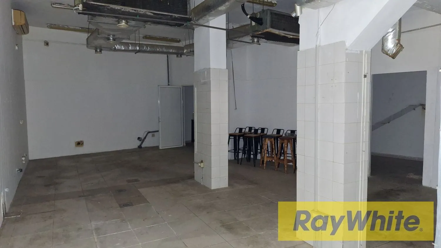 Warehouse For Sale In Achrafieh — photo 1