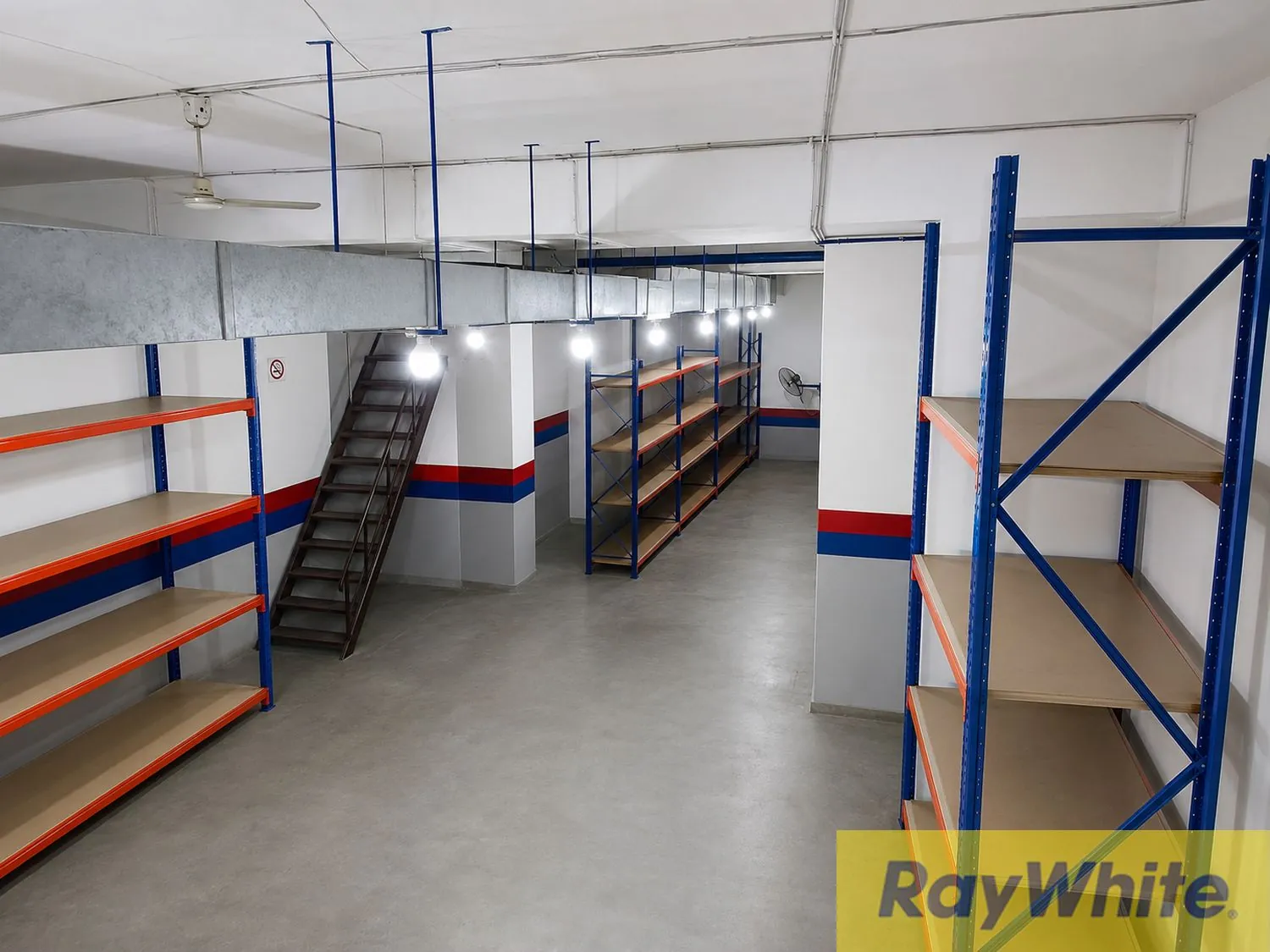 Warehouse For Sale In Ras El Nabeh — photo 2