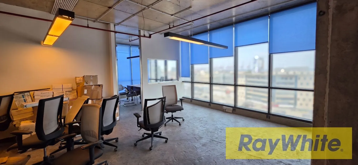 Office For Sale – El Dora | Prime Location