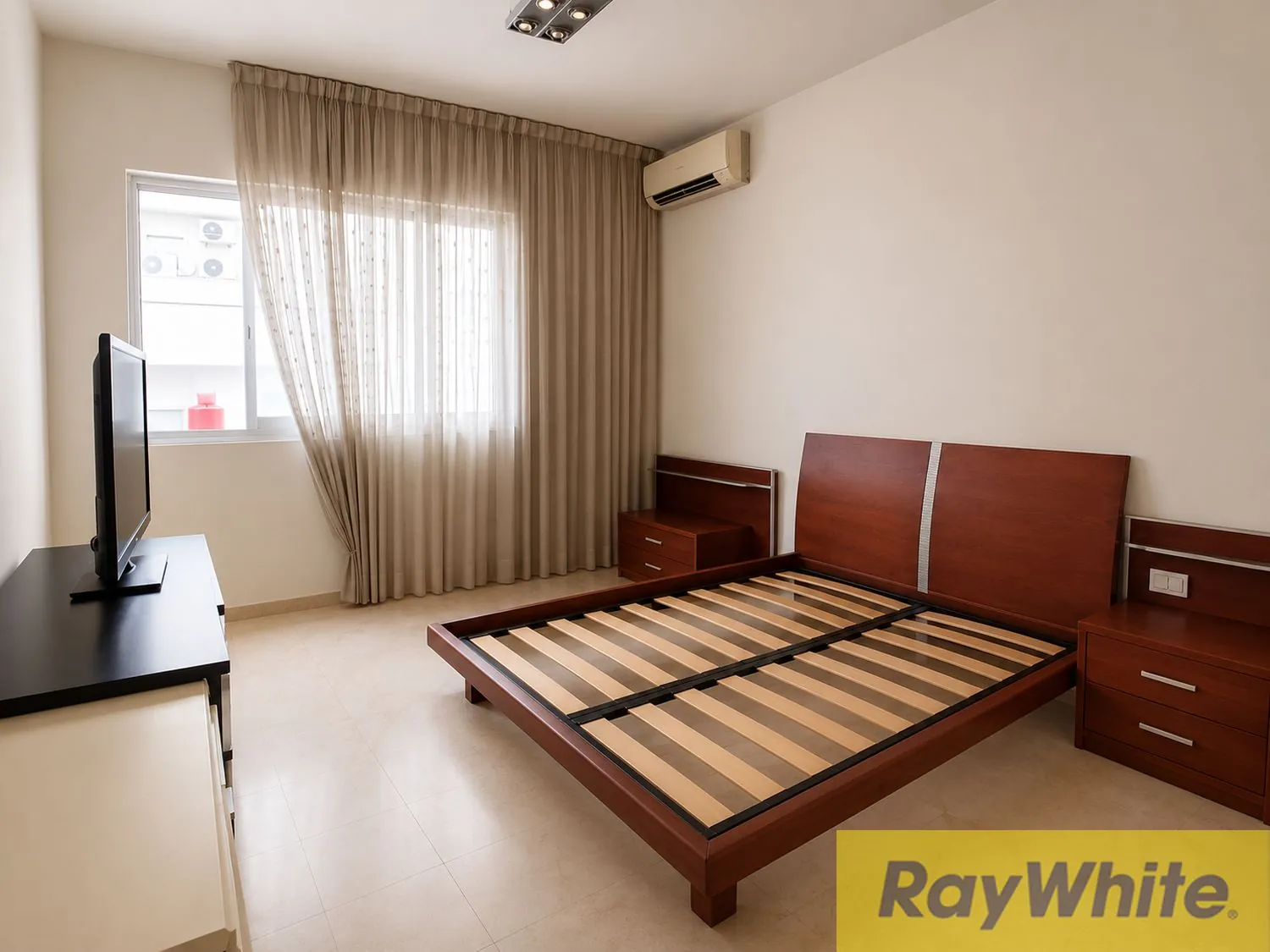 Apartment For Sale In Rawche — الصورة 3