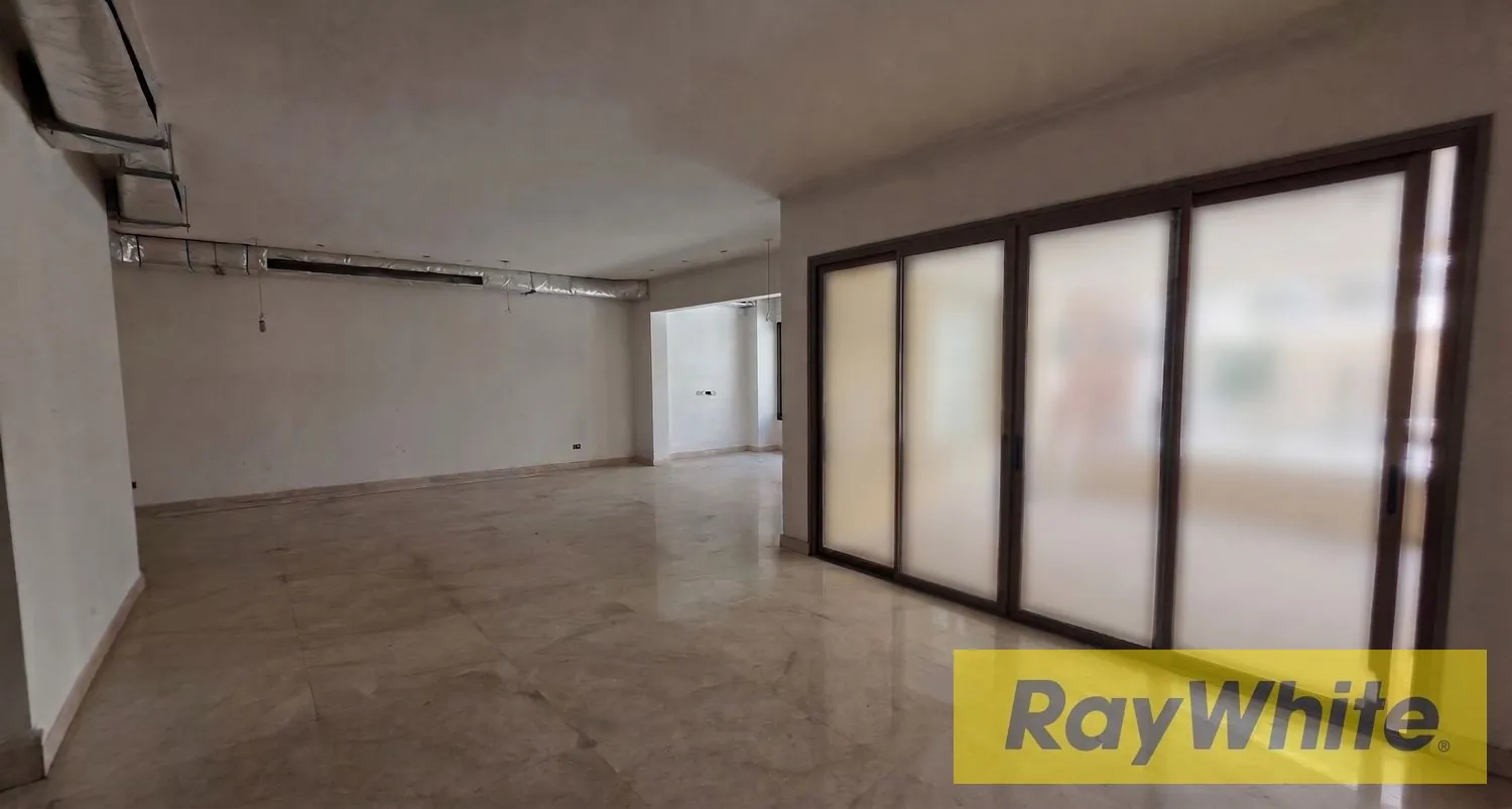 Spacious Apartment For Sale In Achrafieh — photo 2