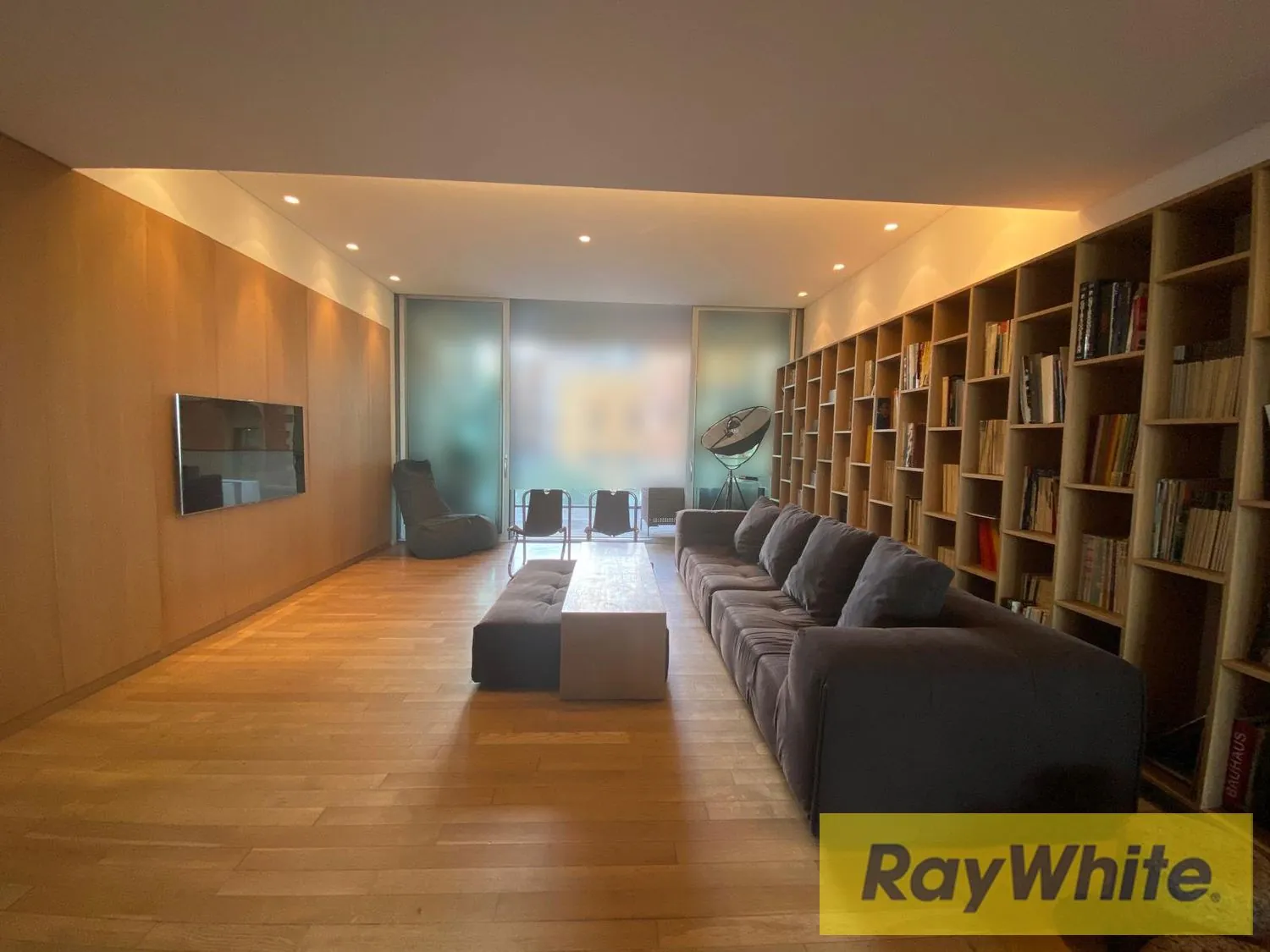Apartment For Sale In Down Town With Panoramic Sea View