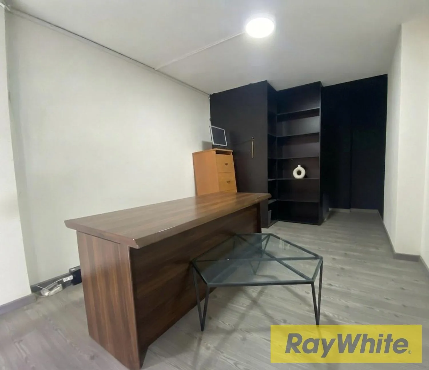 Showroom With Separate Office For Sale In Beit El Chaar — photo 4