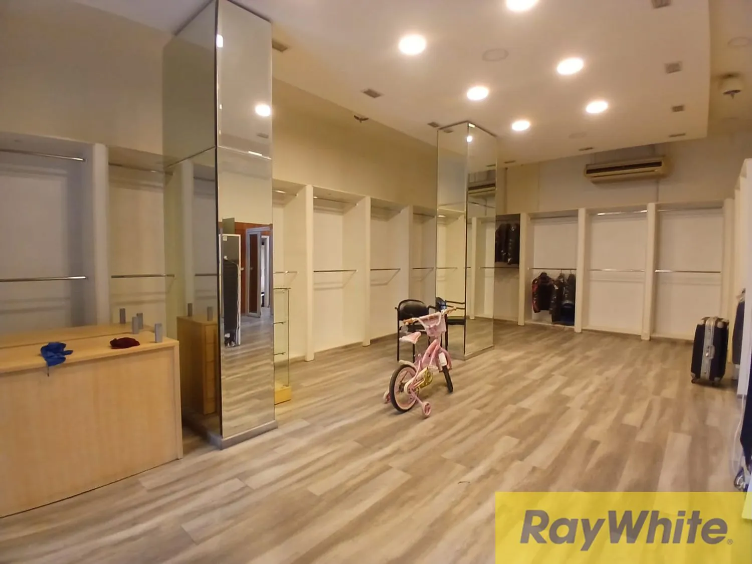 Shop For Rent In Ras El Nabeh
