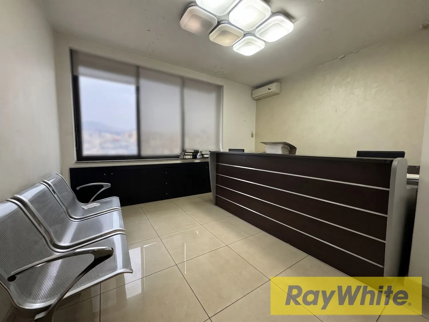 Fully Furnished Office For Rent In Horsh Tabet — الصورة 3
