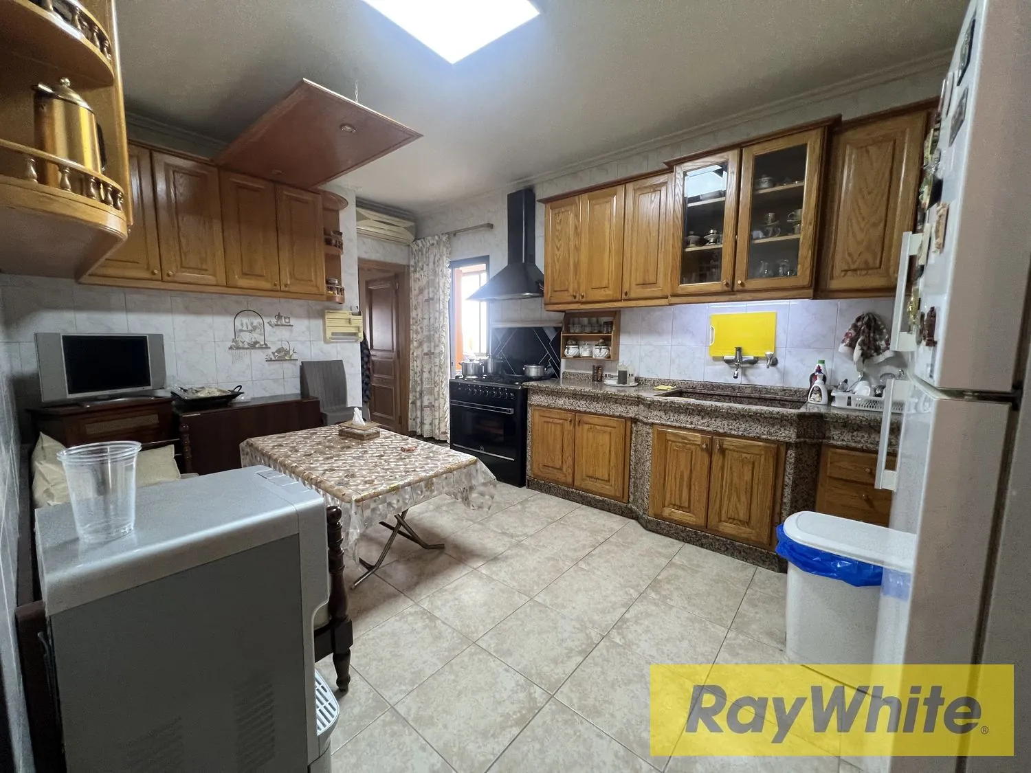 Elegant Fully Furnished Apartment For Sale In Mar Roukoz | 225 M² — الصورة 4