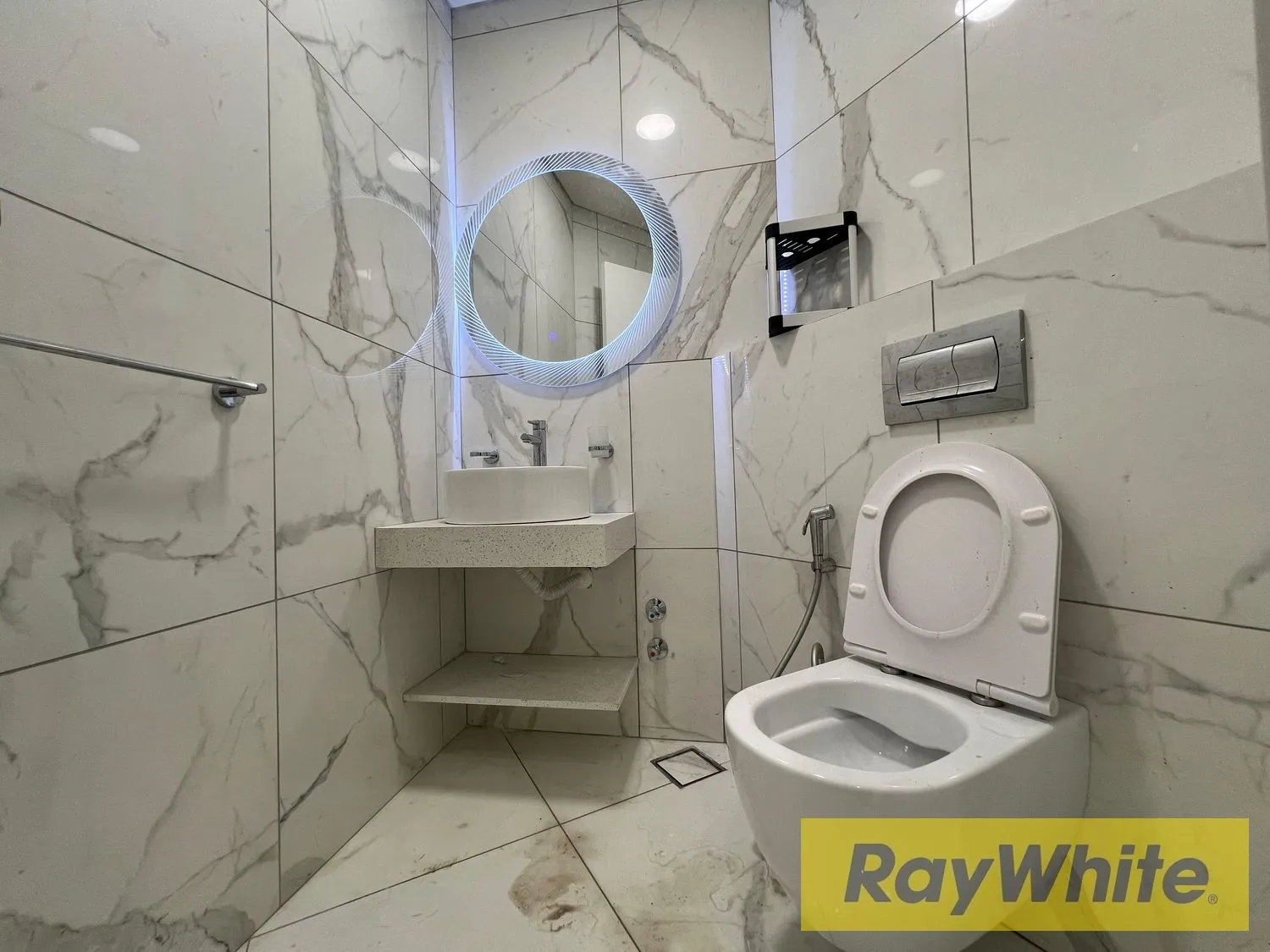 Furnished Apartment For Rent In Bliss — الصورة 4