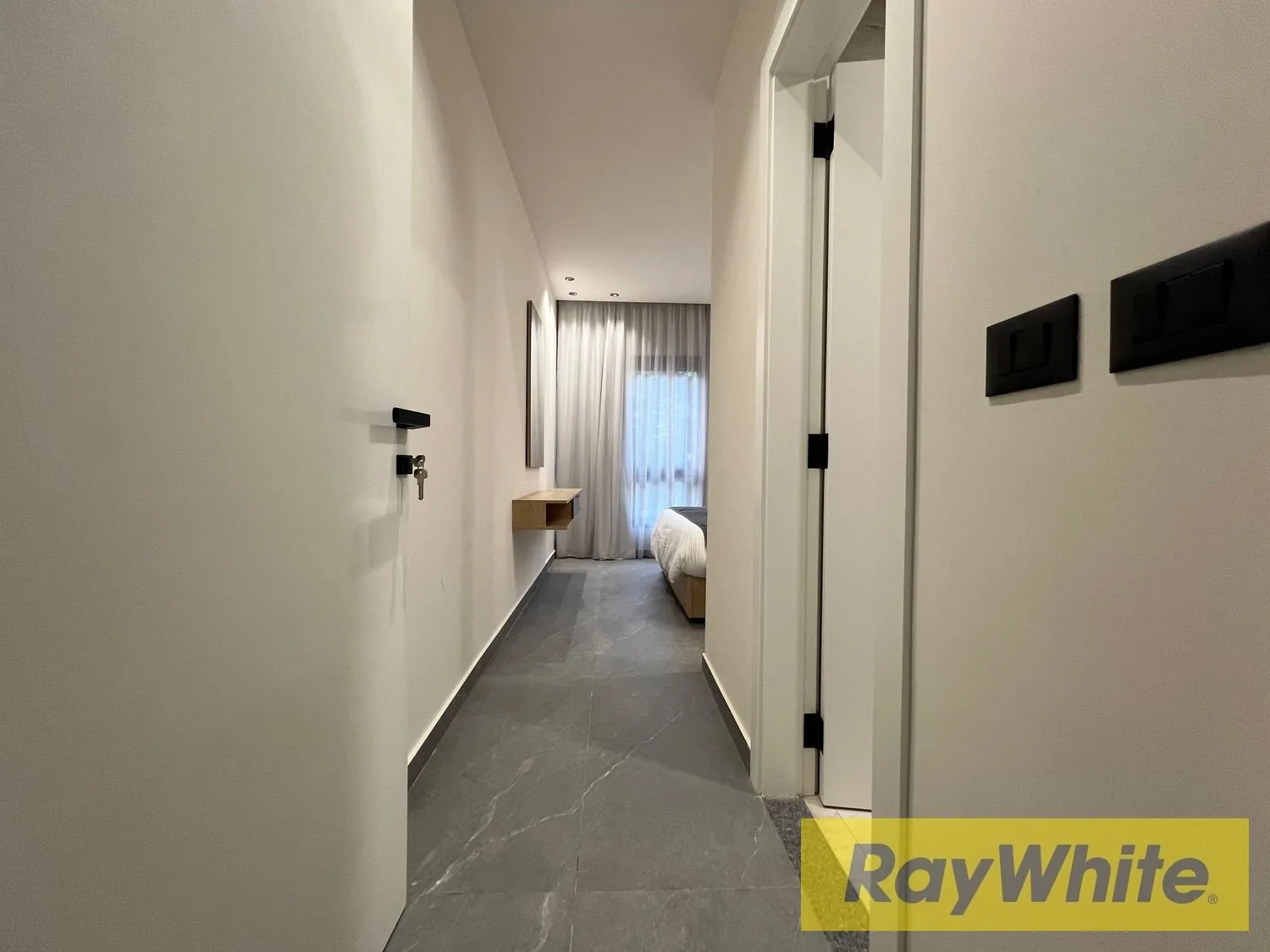 Furnished Apartment For Rent In Bliss — الصورة 5