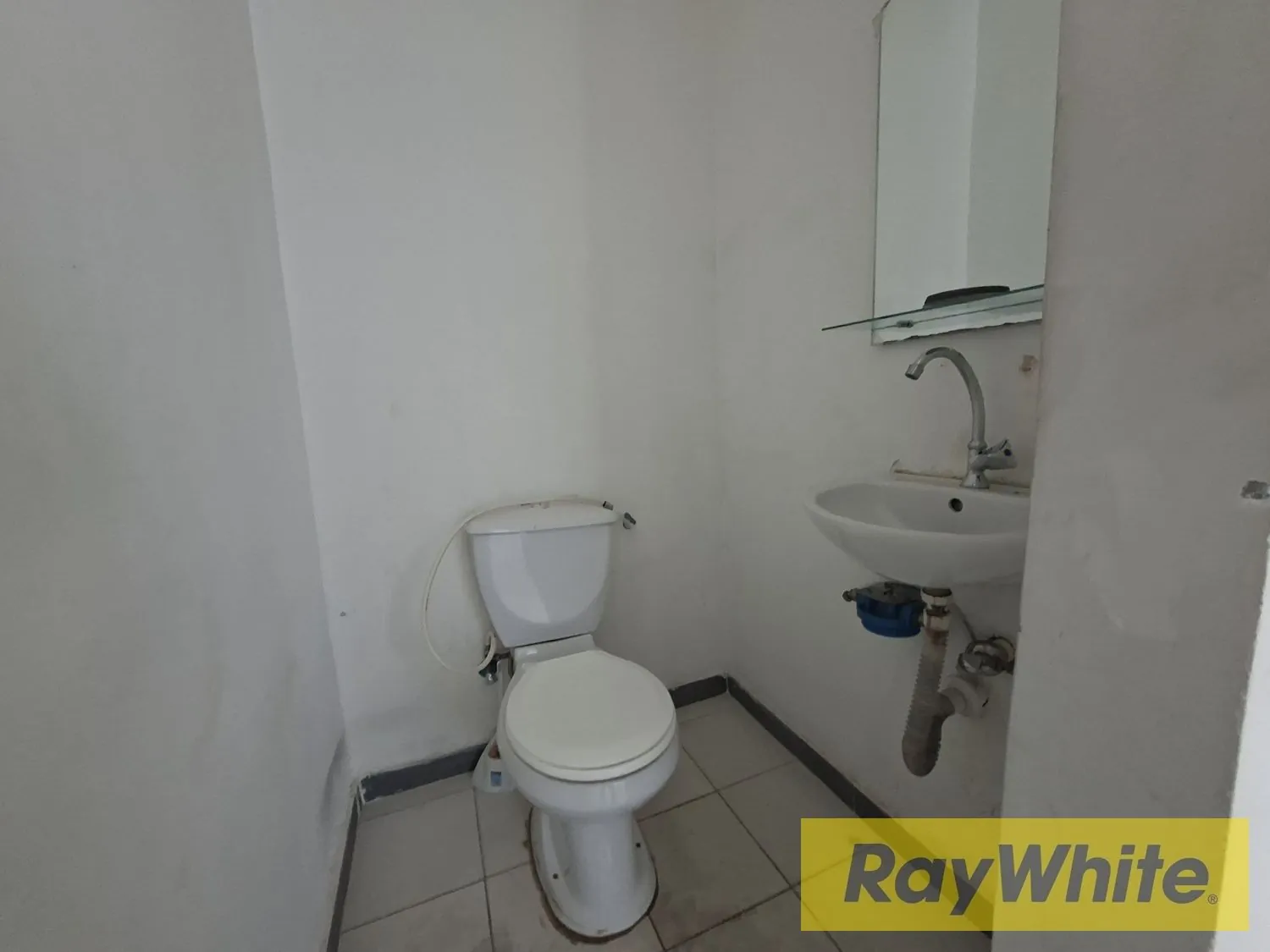 Shop For Sale In Zalka — الصورة 4