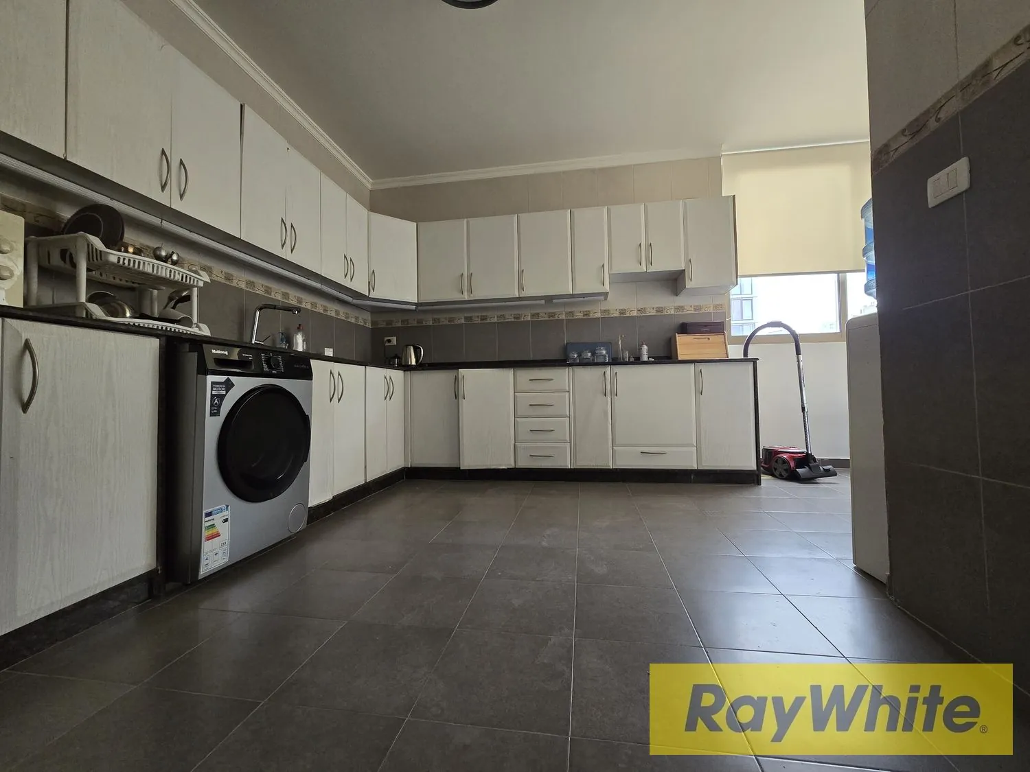 Apartment For Sale In Achrafieh — photo 4
