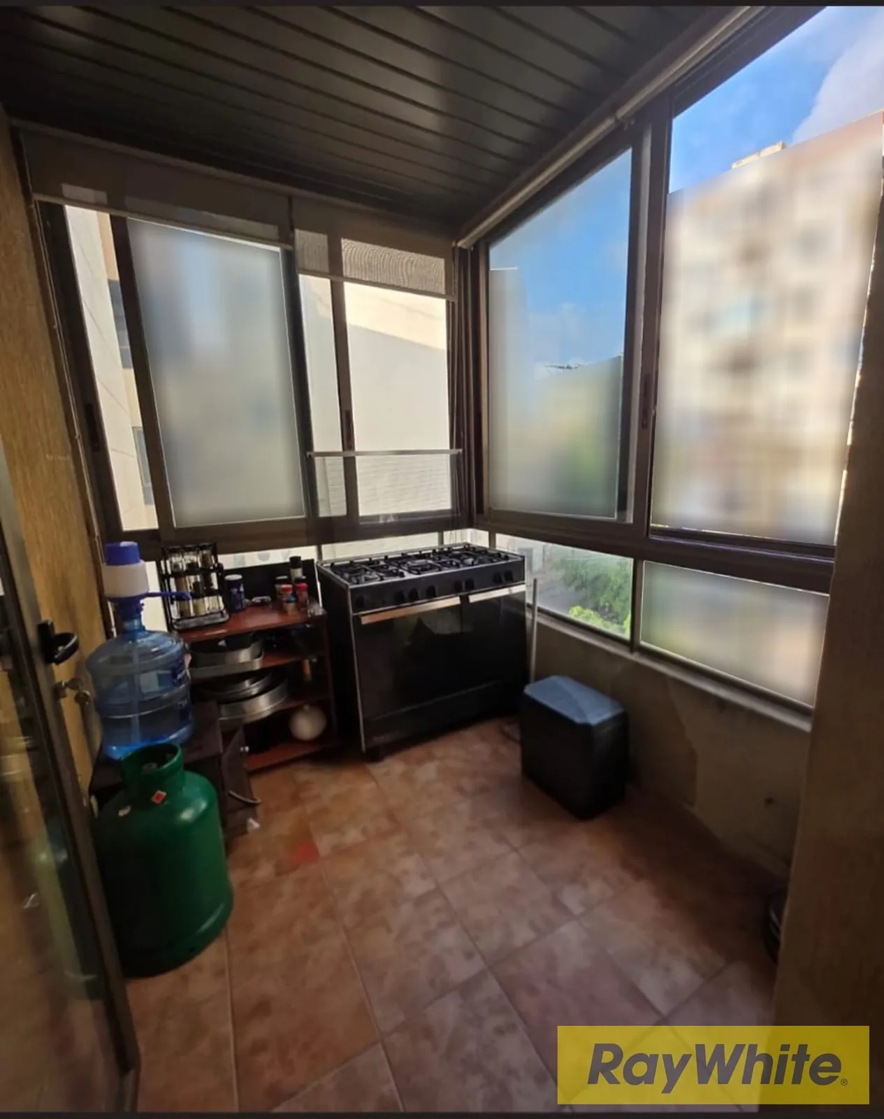 Furnished Apartment For Rent In Mazraat Yachouh — الصورة 5