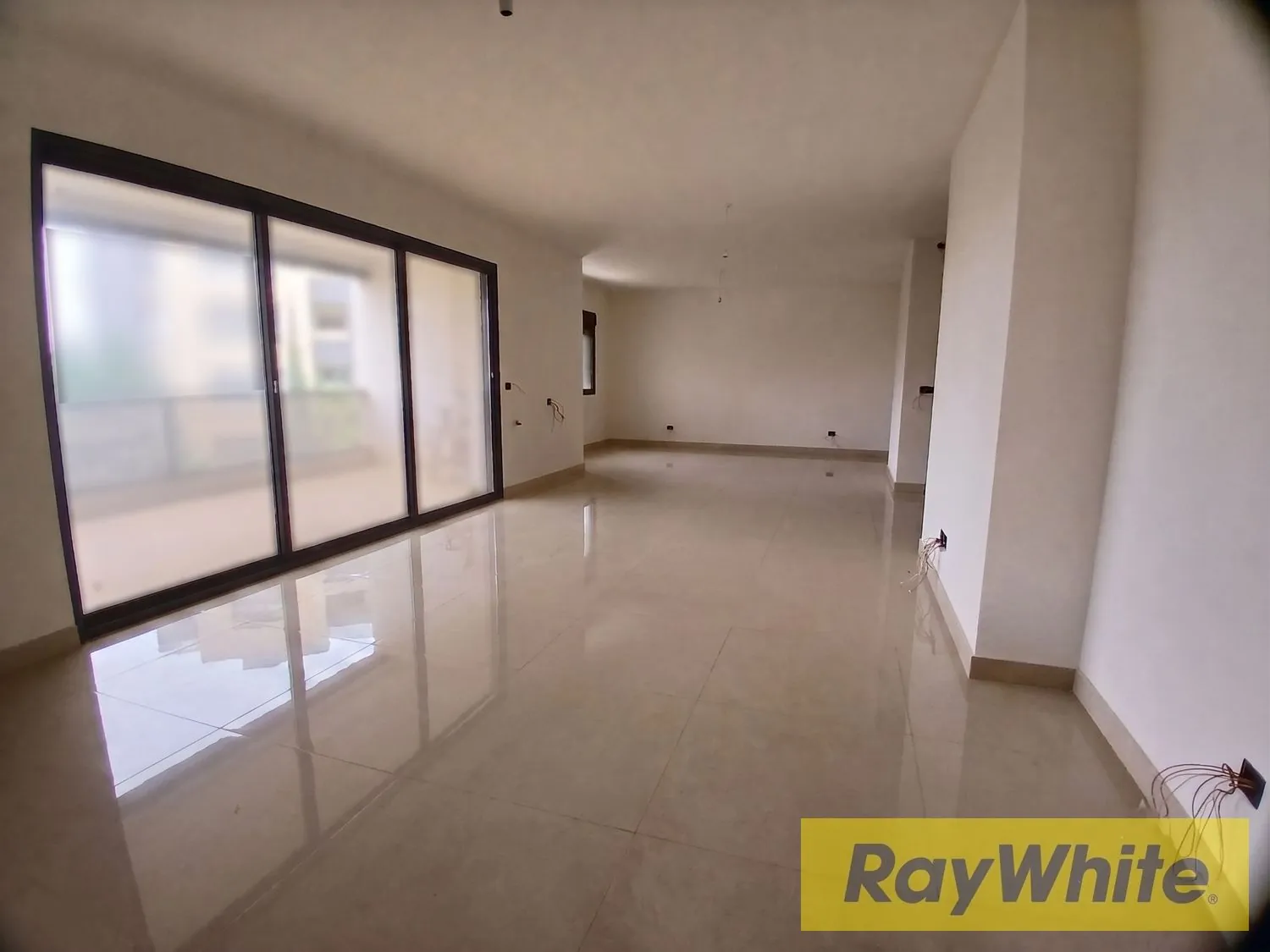 Apartment For Sale In El Rabweh — الصورة 2