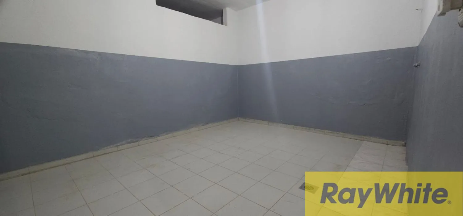 Warehouse For Rent In Jnah — الصورة 2