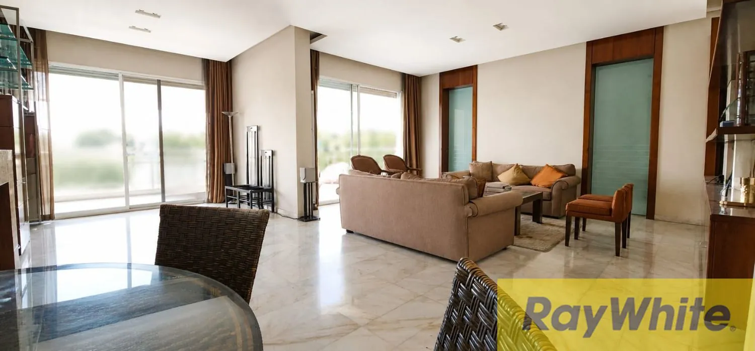 Apartment For Sale In Jnah Prime Location