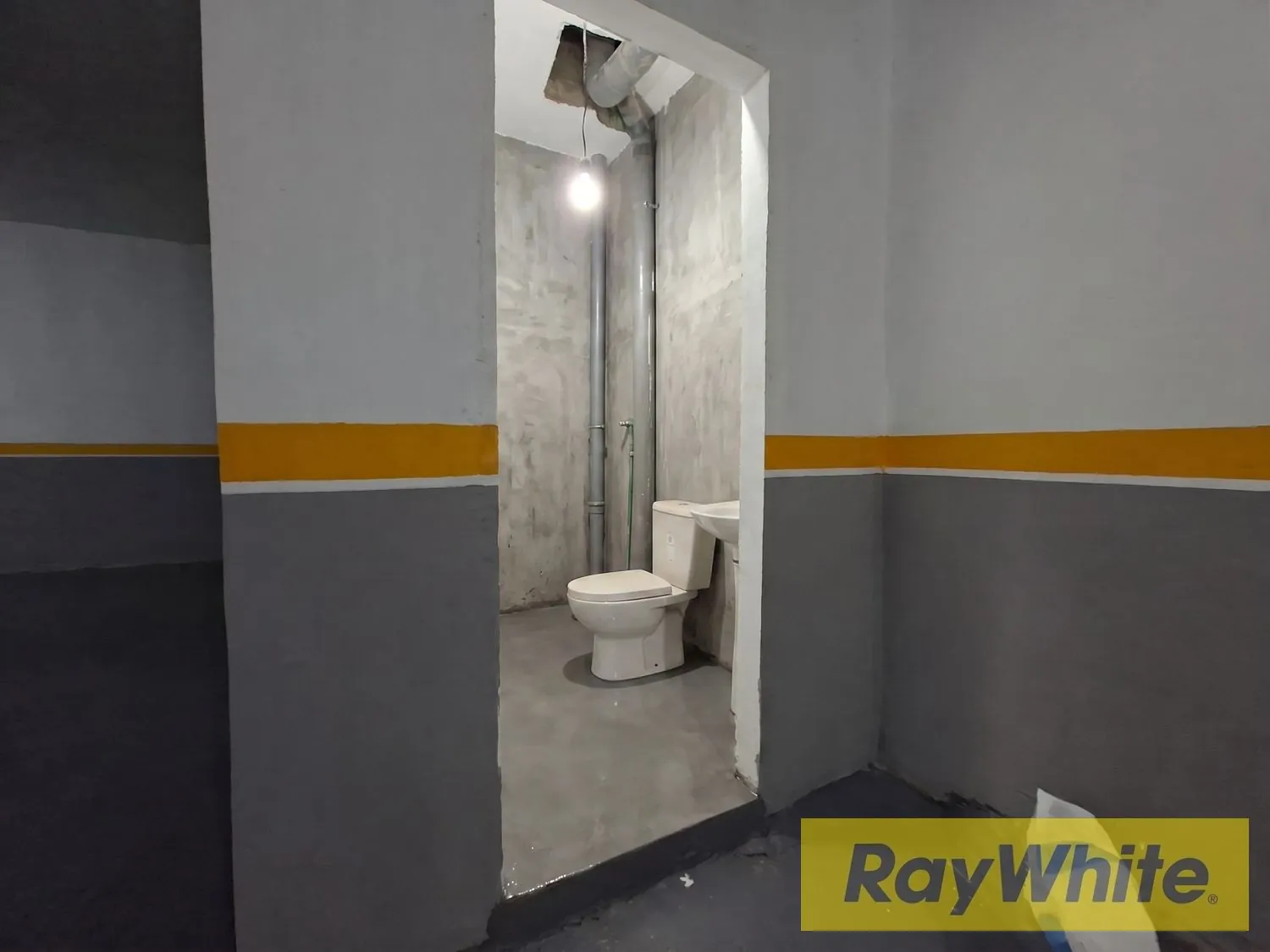 Warehouse For Sale – Zalka — الصورة 2