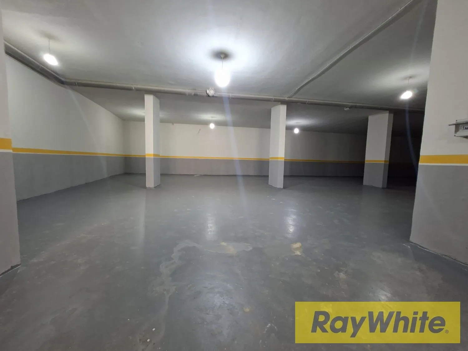 Warehouse For Sale – Zalka — الصورة 5