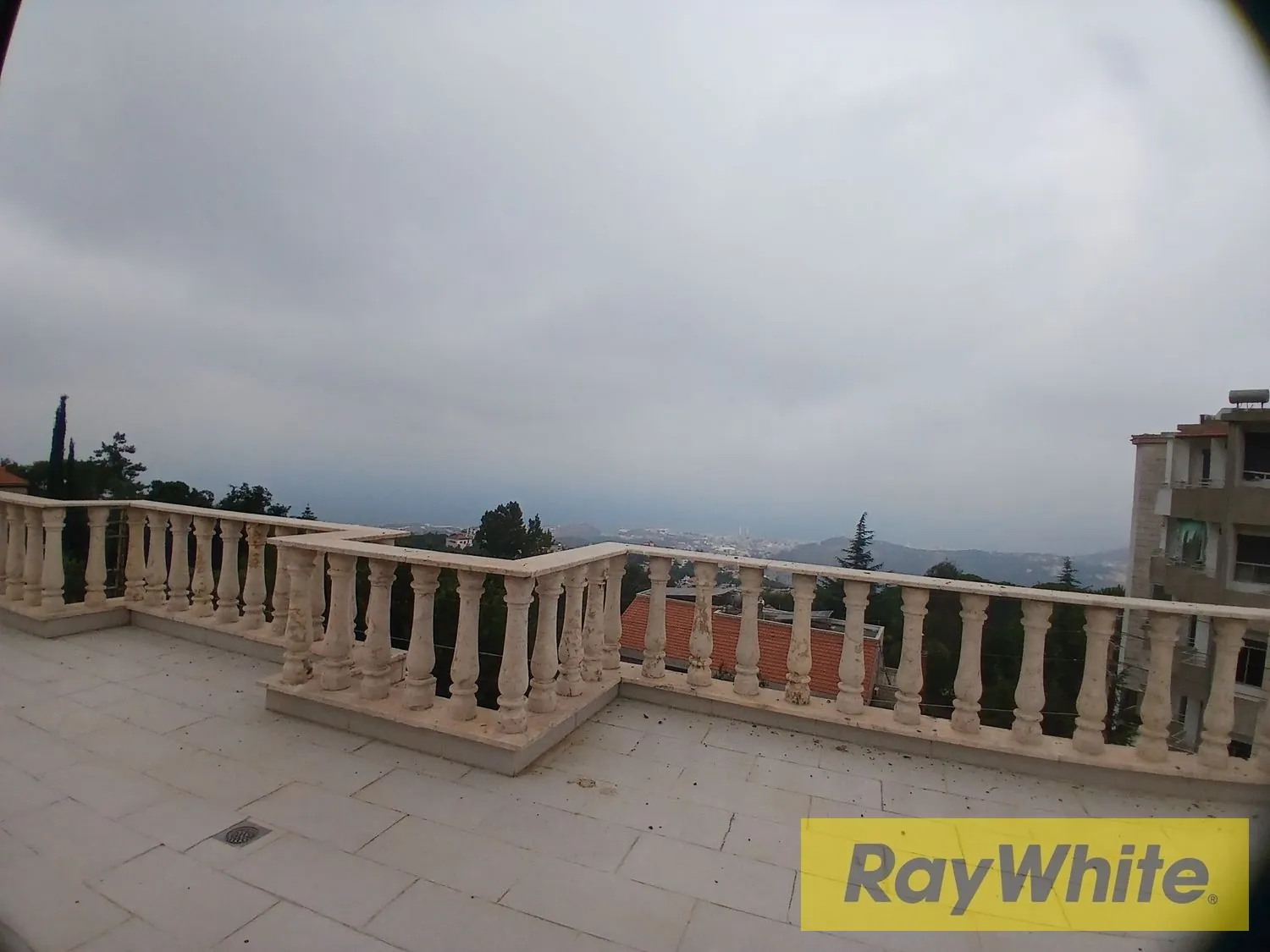 Fully Furnished Duplex Apartment For Rent In Ain Aar — الصورة 3