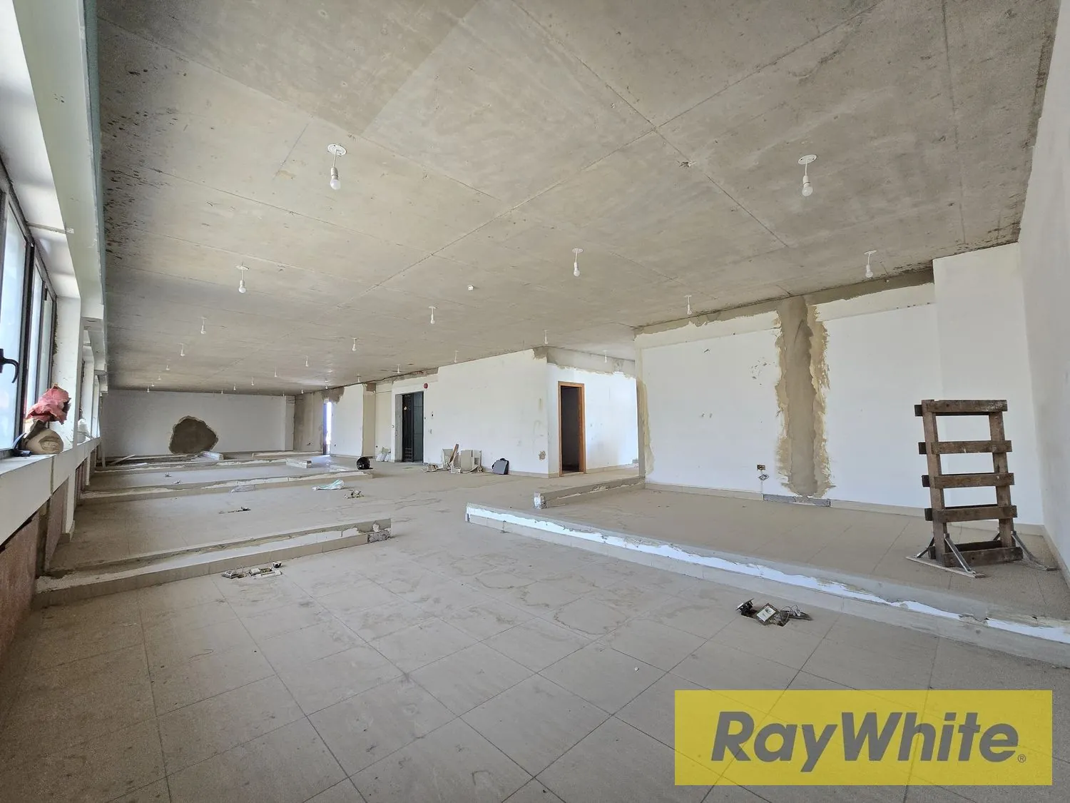 Office For Sale In Achrafieh | Prime Location — الصورة 4