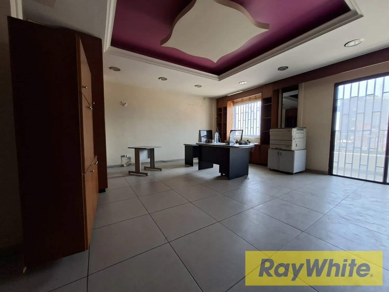 Office For Rent In Zalka – Highway Location — الصورة 2