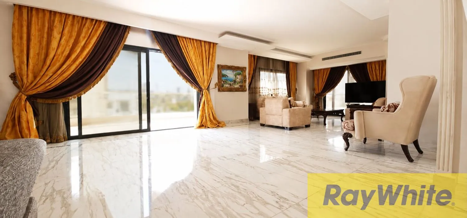 Apartment For Sale In Ramlet Al Baydah