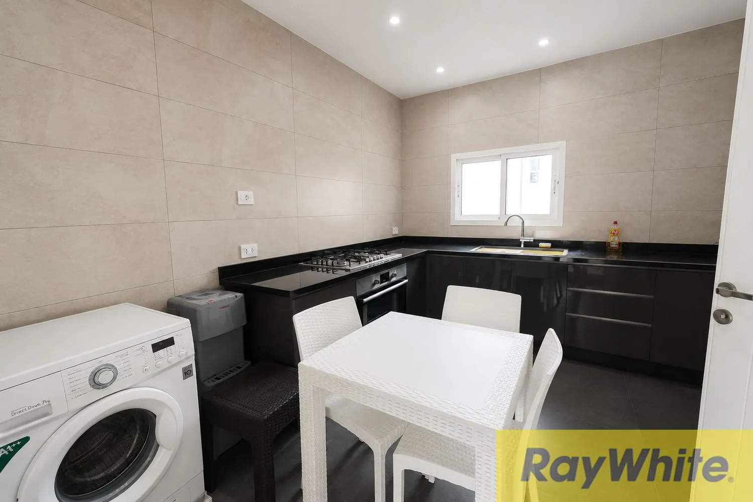 Apartment With Spacious Terrace For Sale In Hamra — photo 2