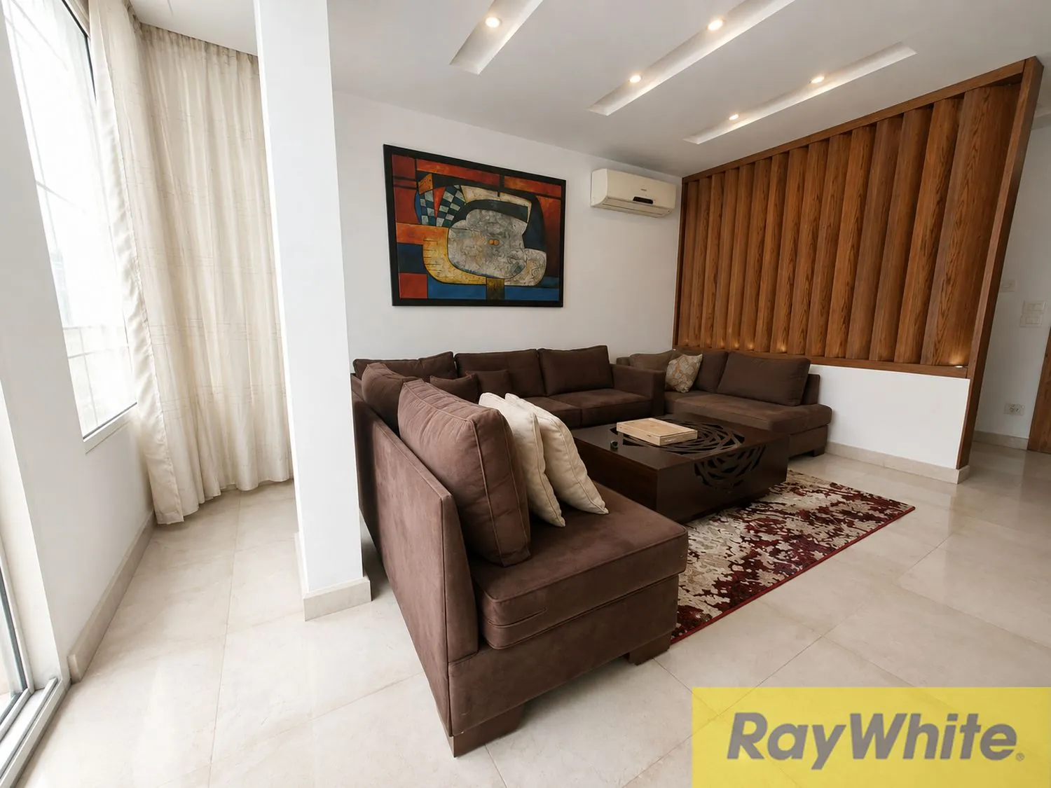 Apartment With Spacious Terrace For Sale In Hamra — photo 3