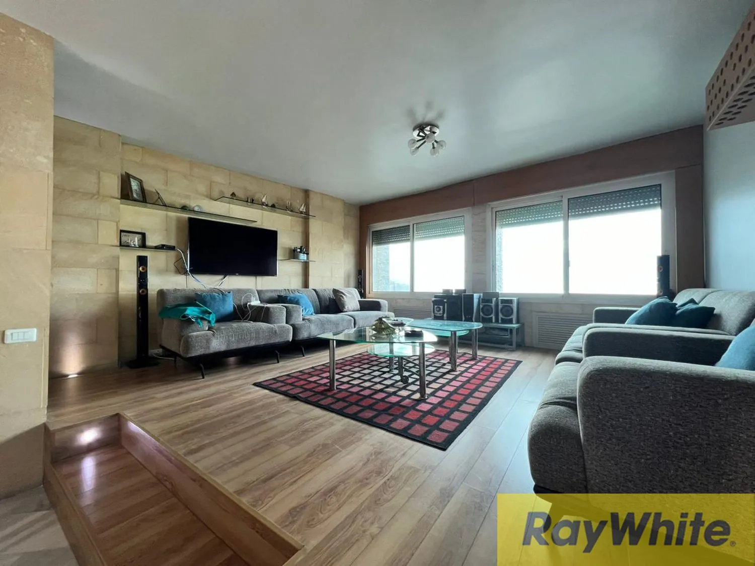 Luxury Furnished Apartment For Rent In Ain Al Tineh