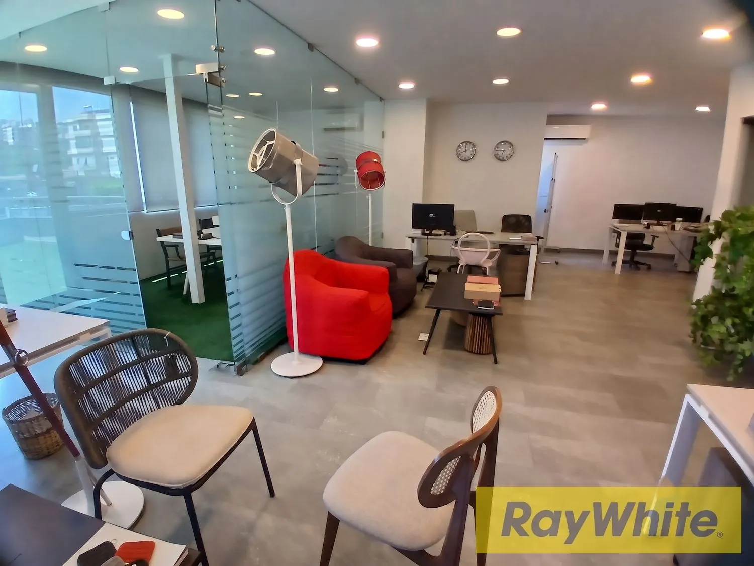 Office With Terrace For Sale In Dbayeh Highway — الصورة 5
