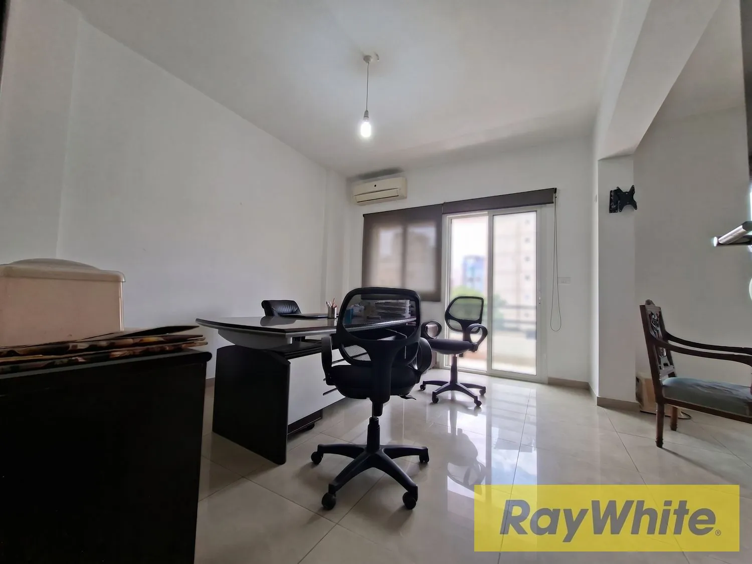 Semi-furnished Apartment For Rent – Zalka — الصورة 4