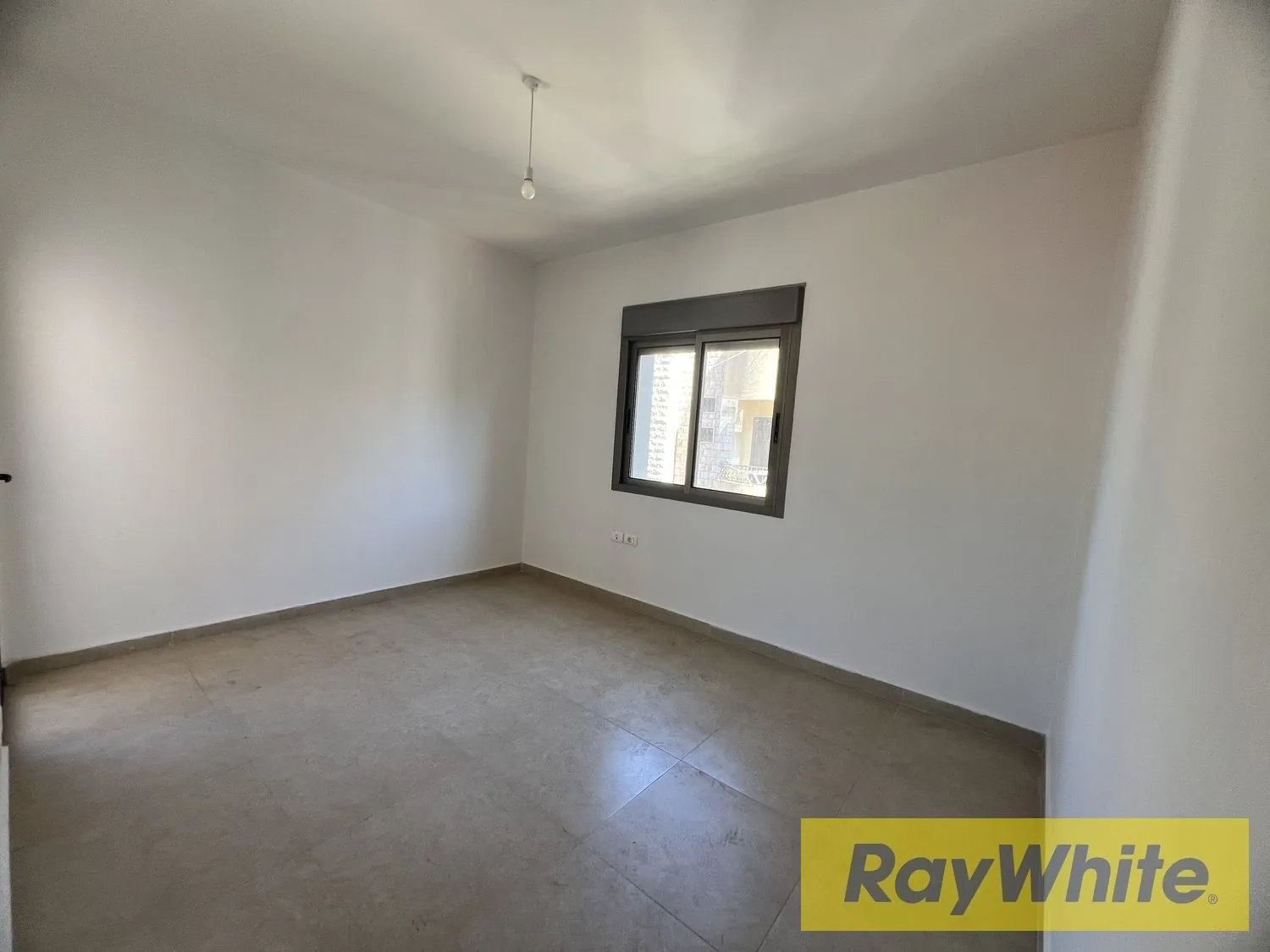 Apartment With Roof For Sale – Dik El Mehdi — الصورة 5