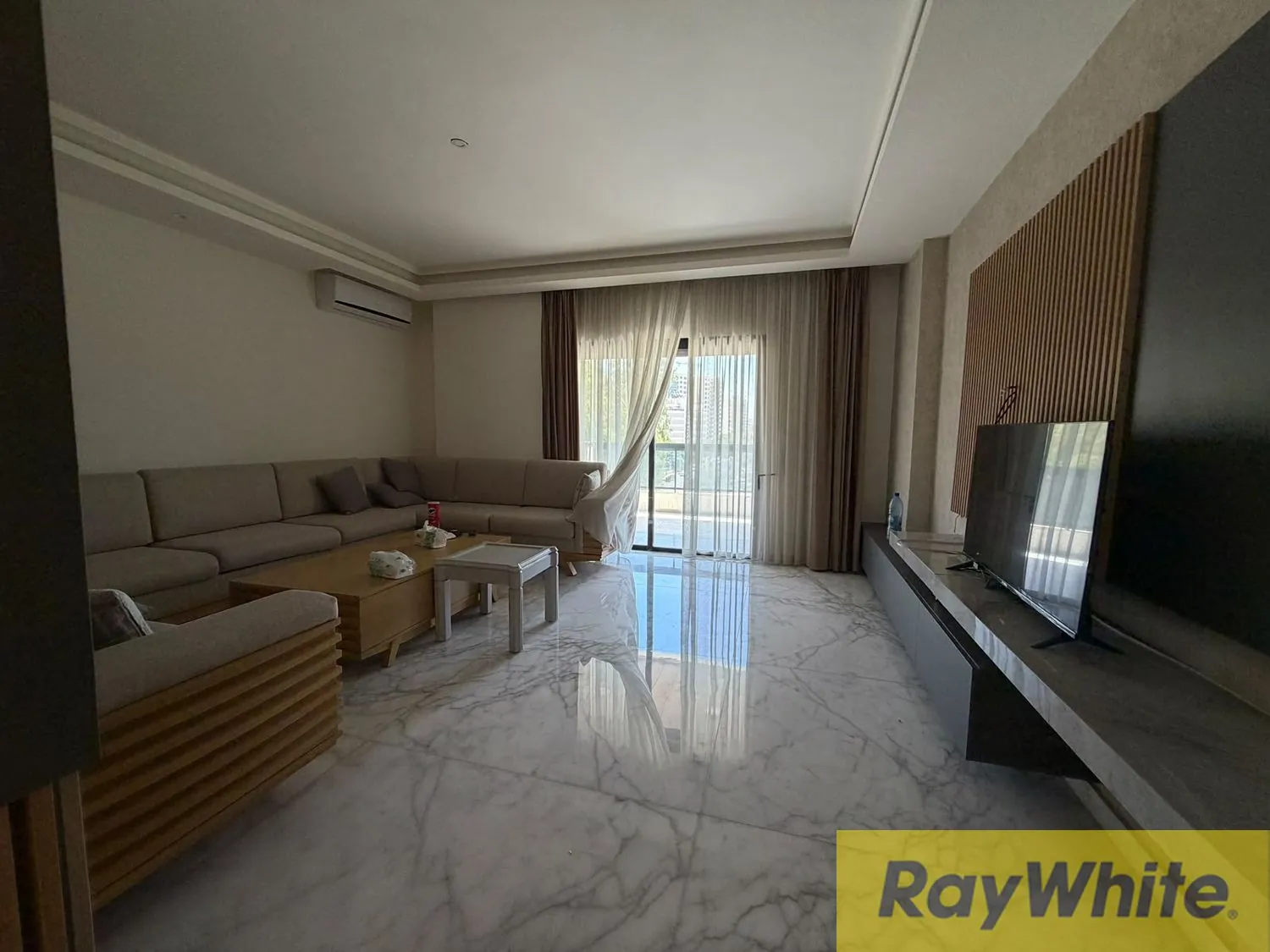 Apartment For Sale In Jnah — الصورة 2