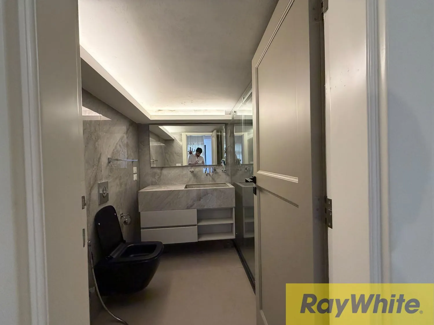 Apartment For Sale In Jnah — الصورة 4