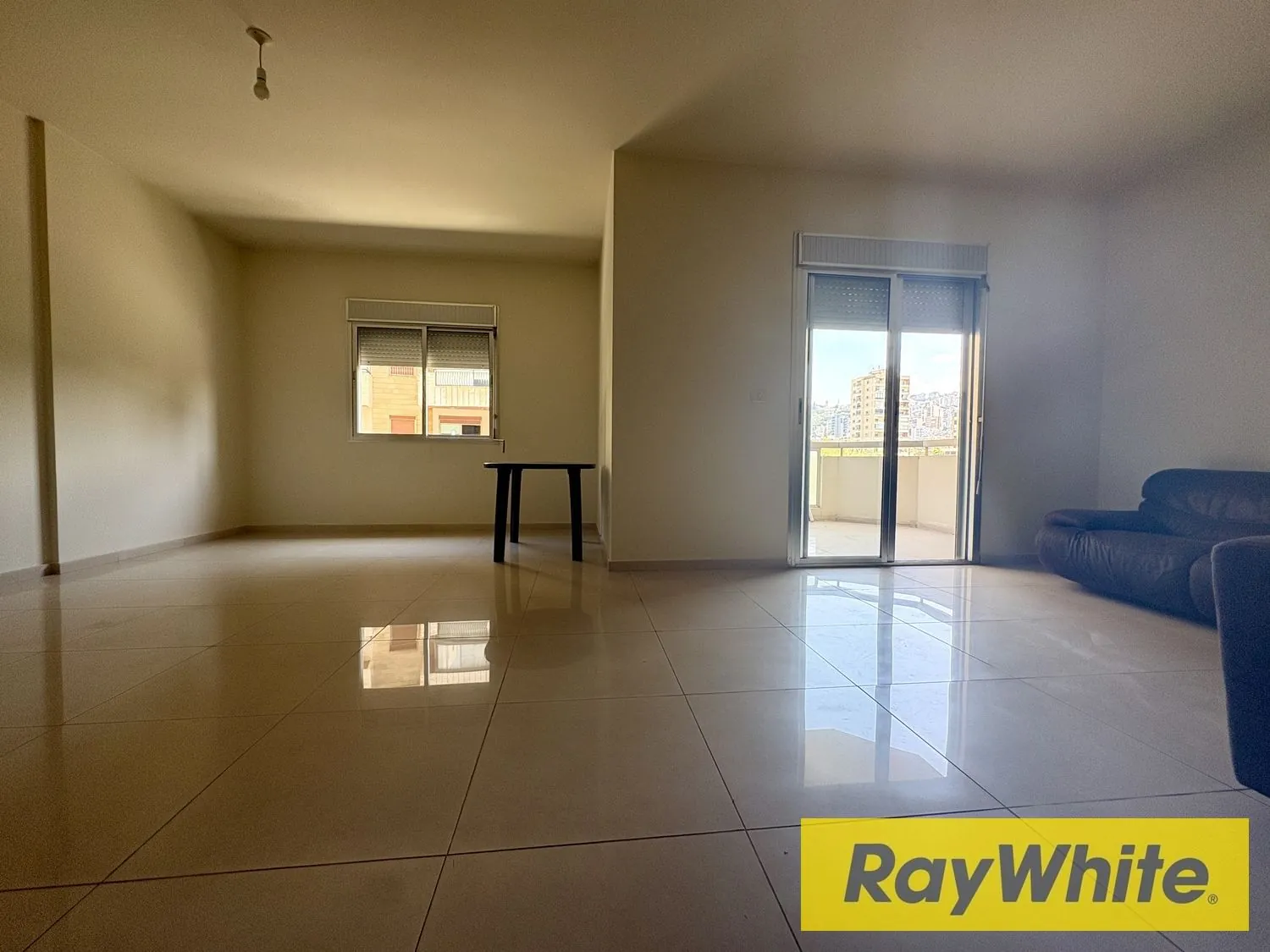 Apartment For Rent In Jdeideh — الصورة 2