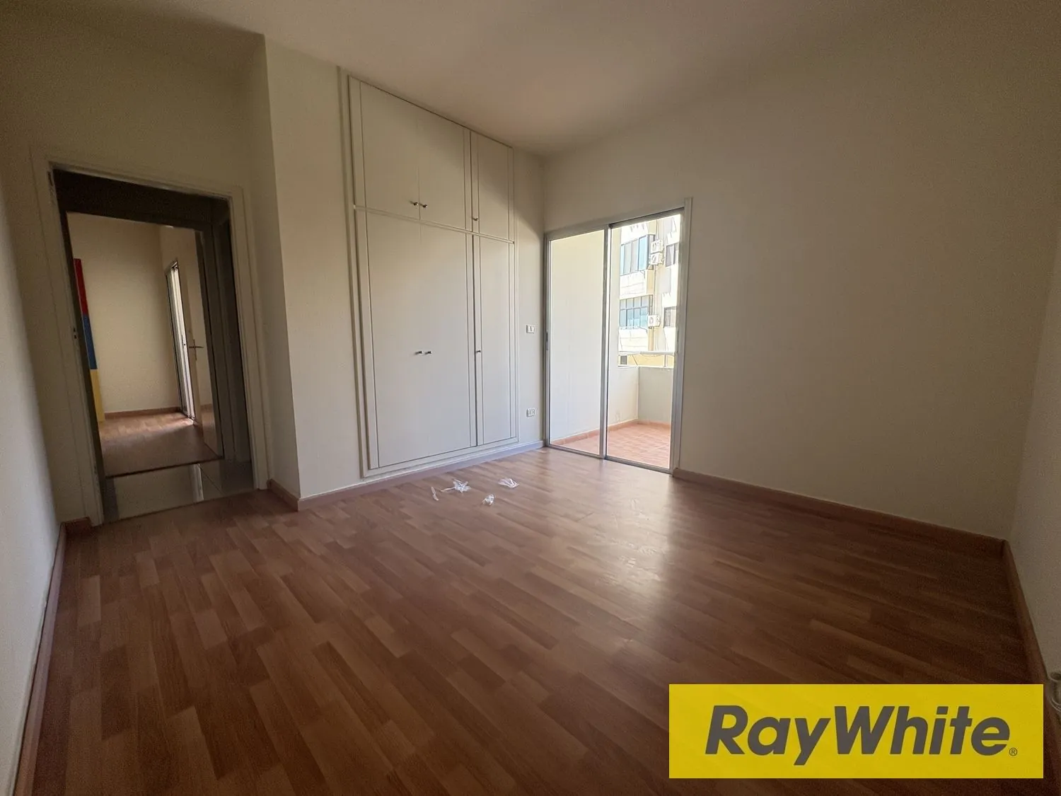Apartment For Rent In Jdeideh — الصورة 5