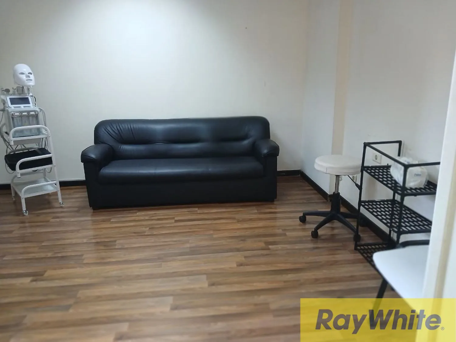 Furnished Polyclinic For Rent In Hamra