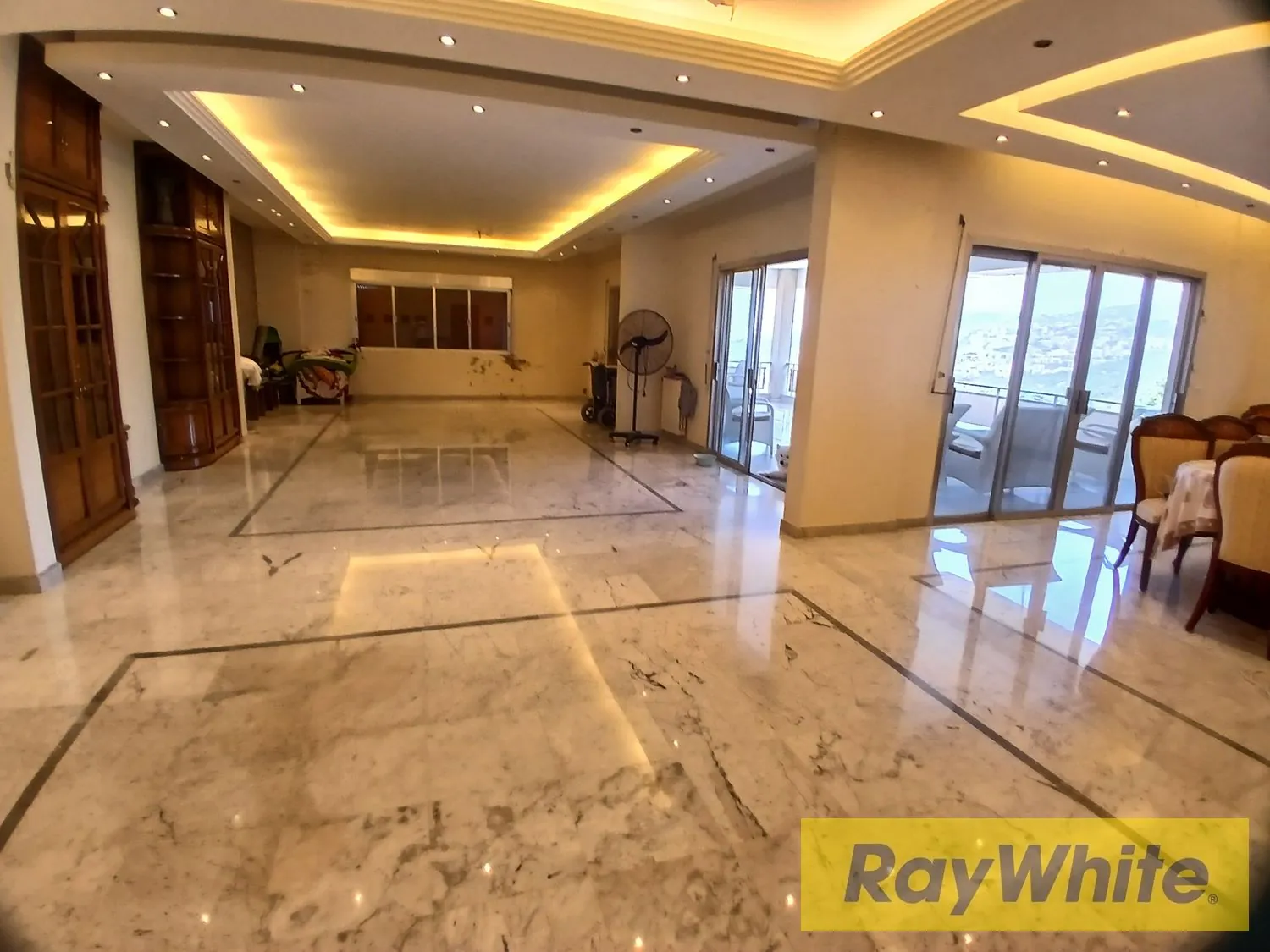 Standalone House For Sale – Fully Furnished | Qornet El Hamra — الصورة 4