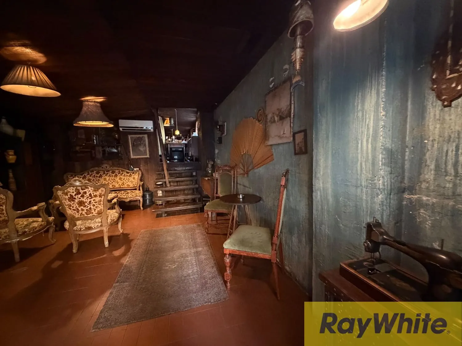 Restaurant For Sale In Badaro — الصورة 3