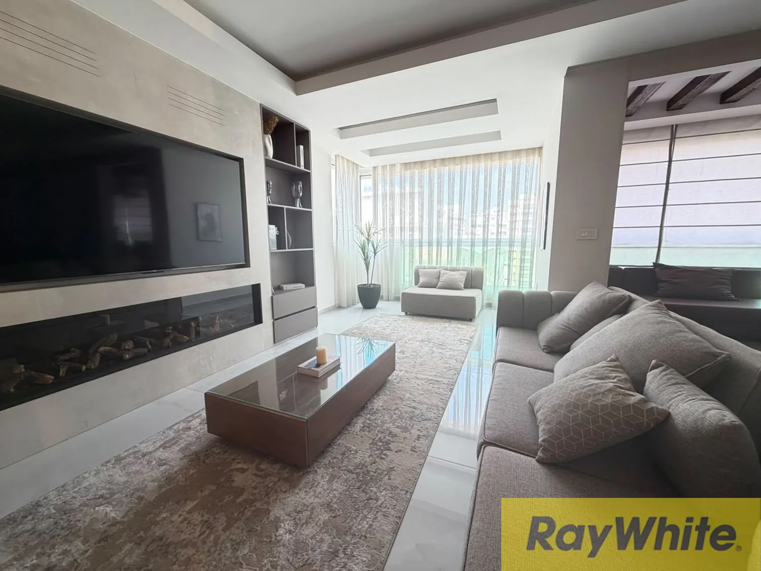 Luxury Apartment For Rent In Ras El Nabeh
