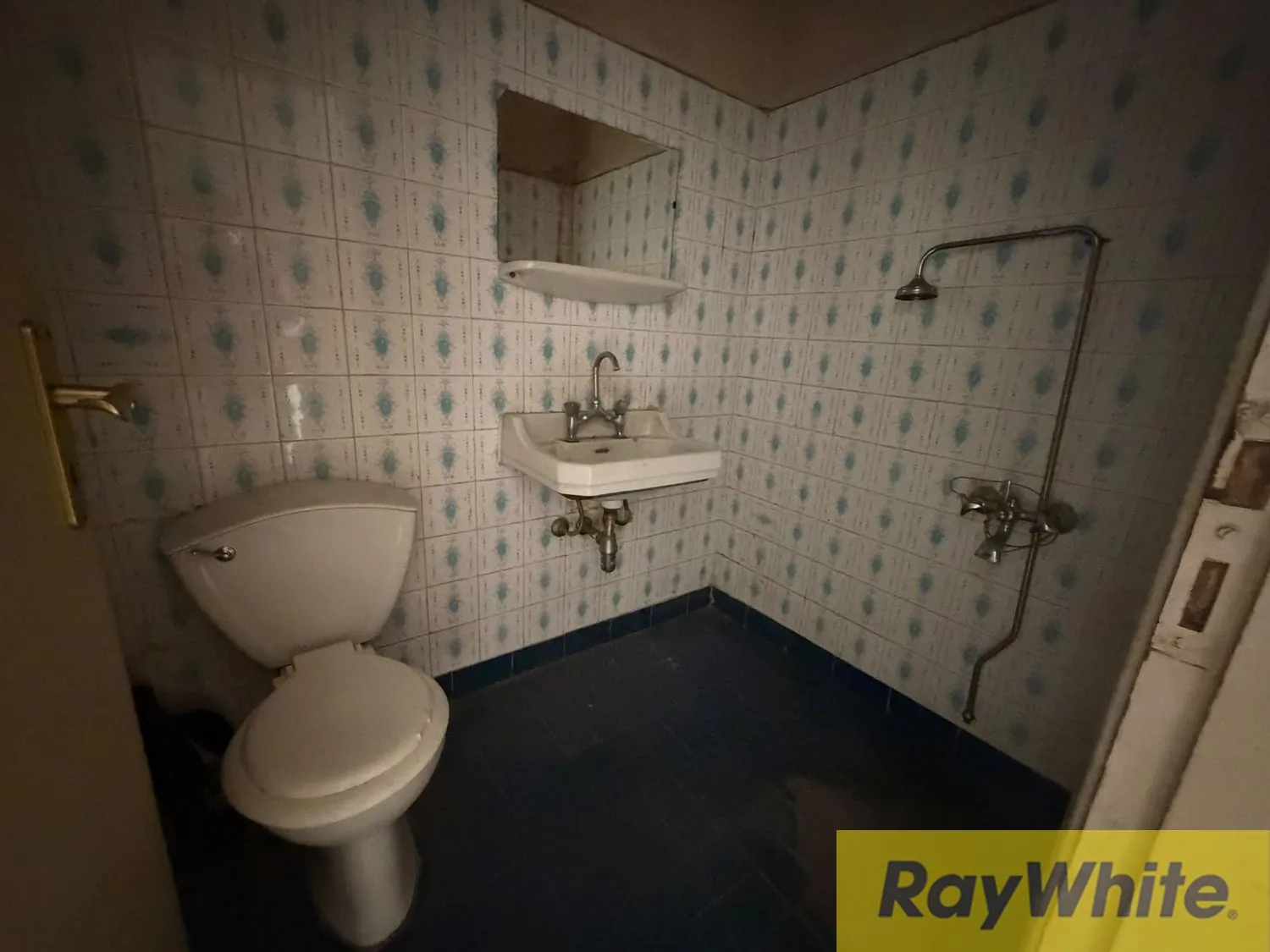 Apartment For Rent In Badaro — الصورة 2