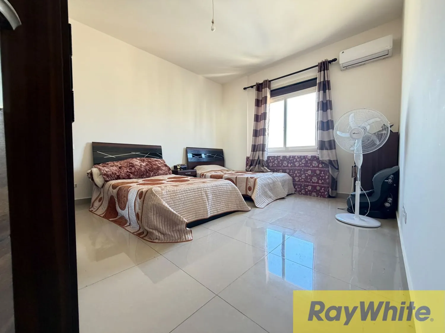 Apartment For Sale In Badaro — الصورة 2