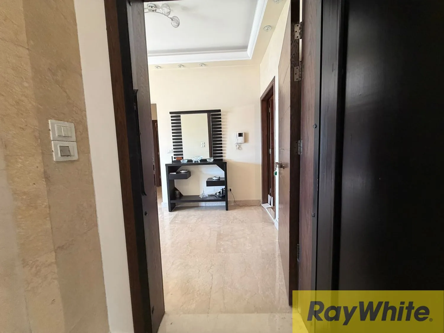 Apartment For Sale In Badaro — الصورة 4