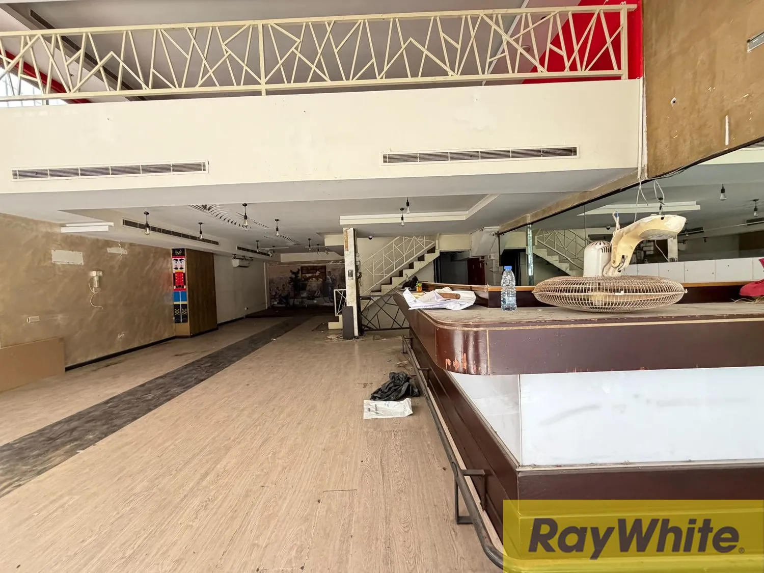 Restaurant For Rent In Badaro