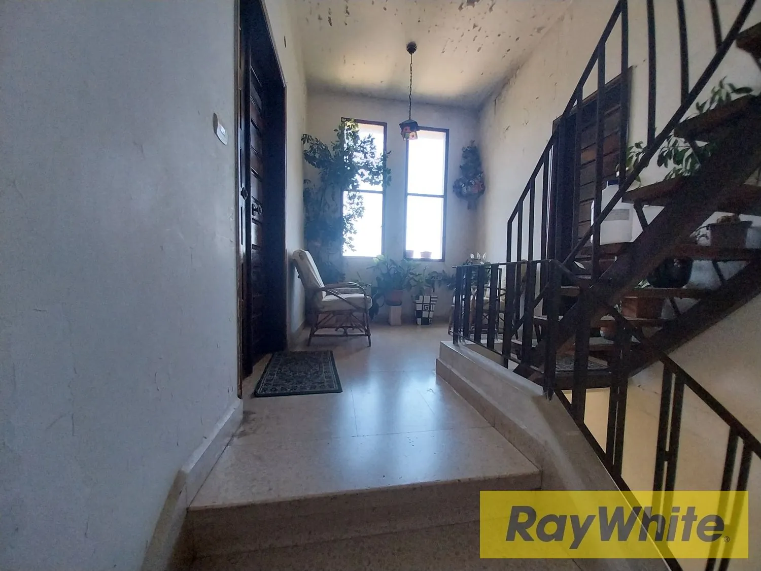 Stand-alone House For Sale – Bikfaya — الصورة 2