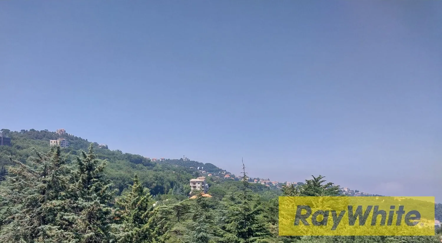 Stand-alone House For Sale – Bikfaya — الصورة 4
