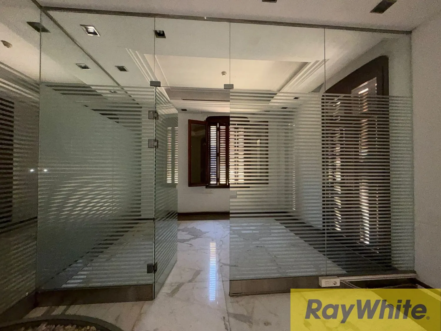 Office For Rent In Downtown — photo 4