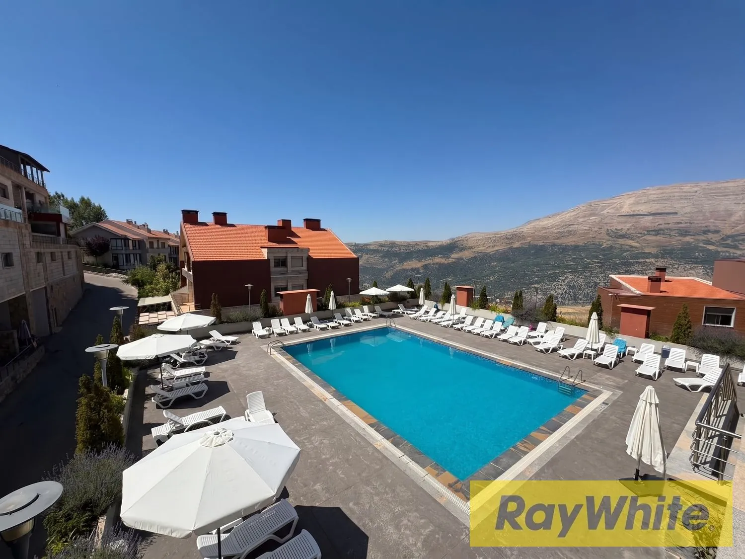 Brand-new Chalet For Sale – Zaarour Club — الصورة 5
