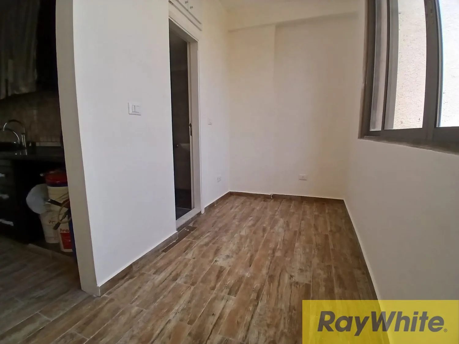 Apartment For Sale In Sanayeh — الصورة 2