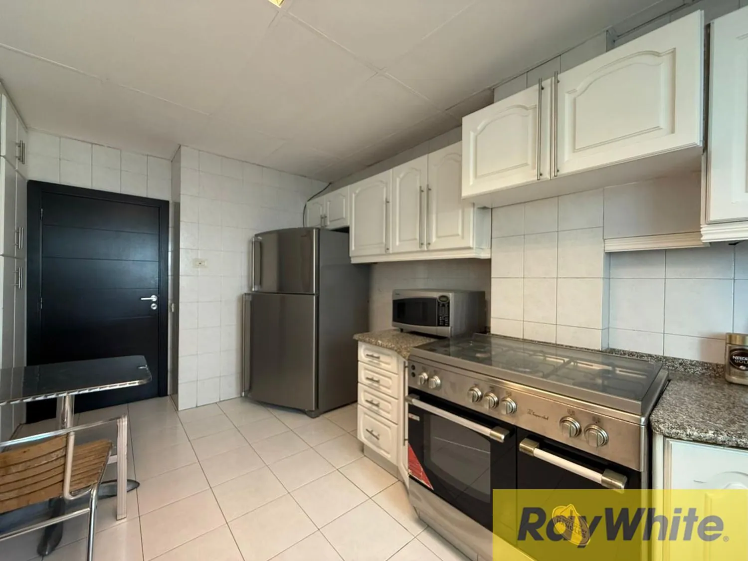 Apartment For Sale In Rawche — الصورة 4